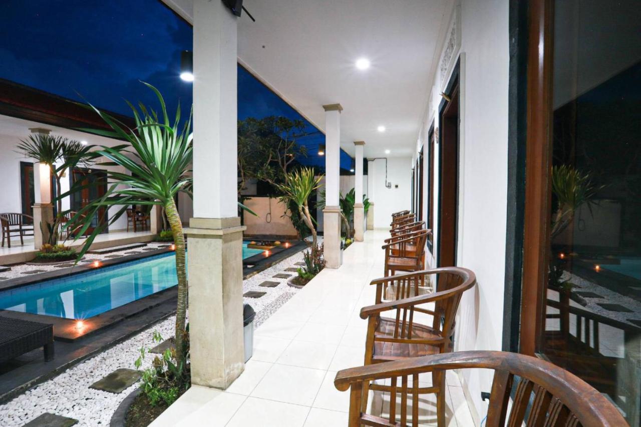 Adi Guest House Canggu Esterno foto
