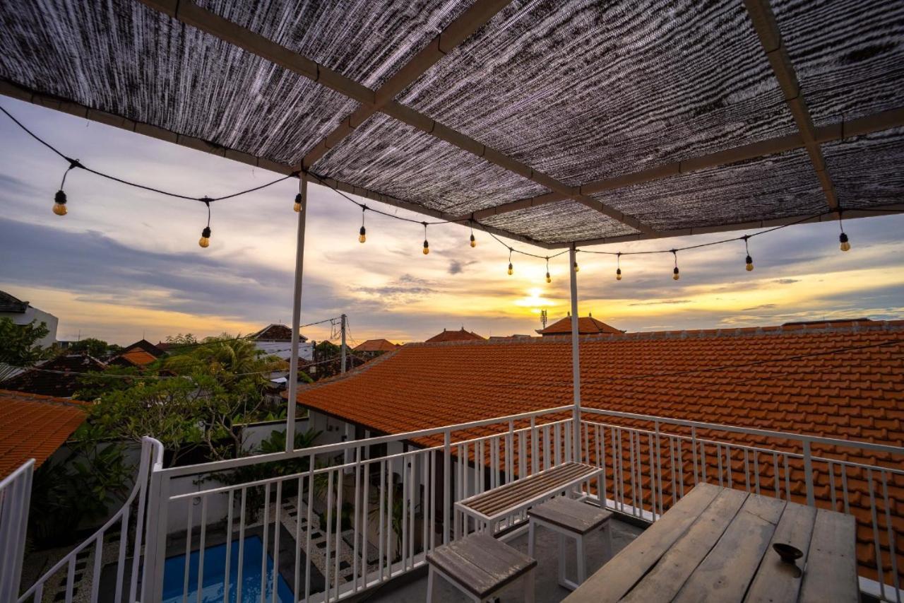Adi Guest House Canggu Esterno foto